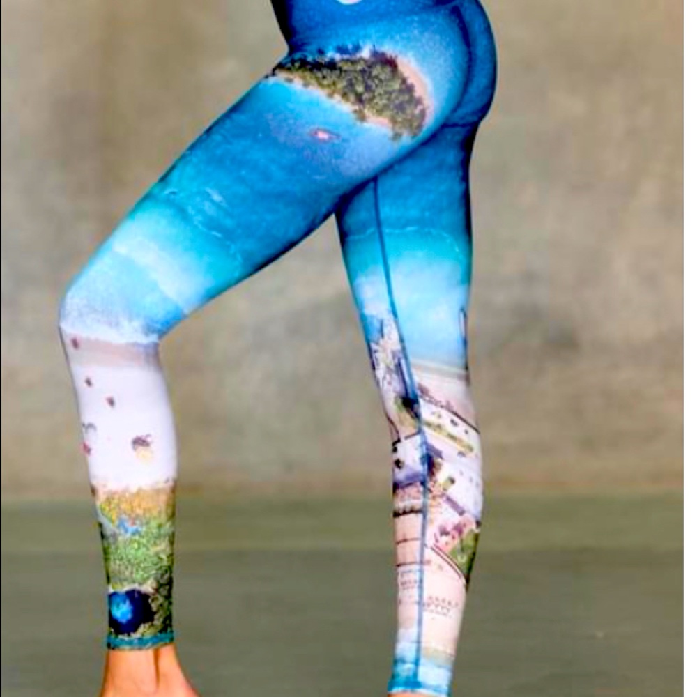 Niyama sol point break barefoot leggings